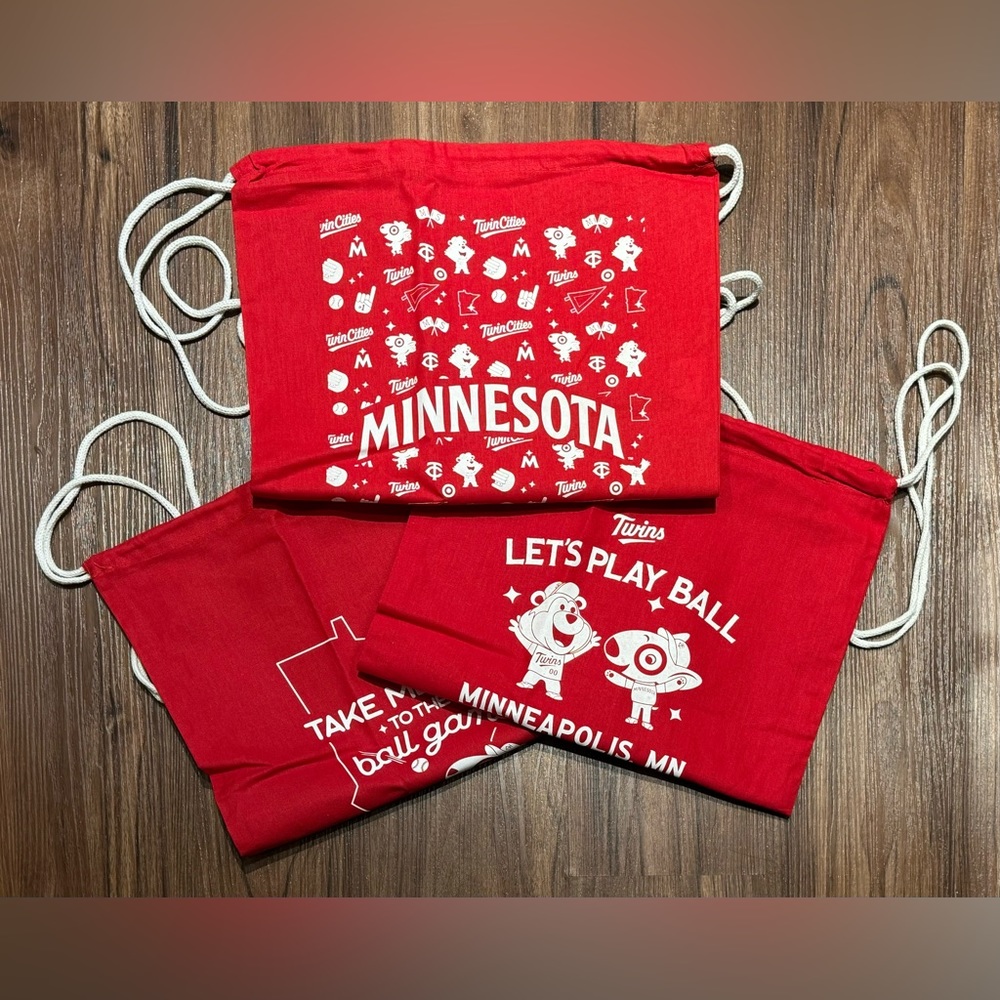 New Collector Minnesota MN Twins x Target 3 Piece Canvas Drawstring Bag Bundle